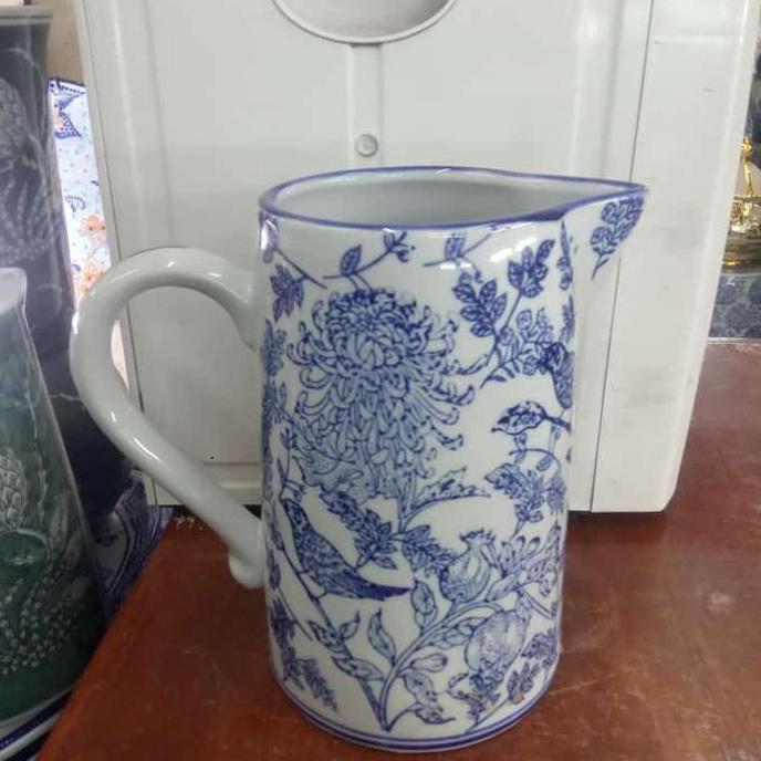 Teko Keramik Biru Putih