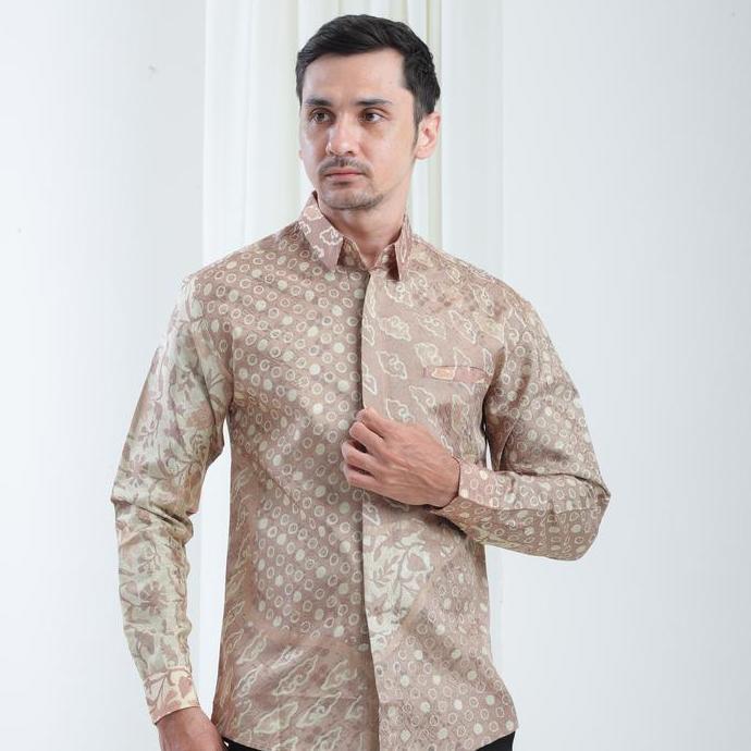 Arumi - Kemeja Batik Pria Viscose Slimfit | Outfit Kondangan Couple