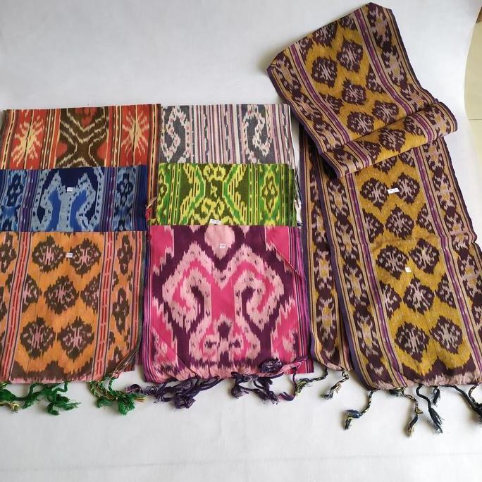 Kain Selendang Khas Toraja