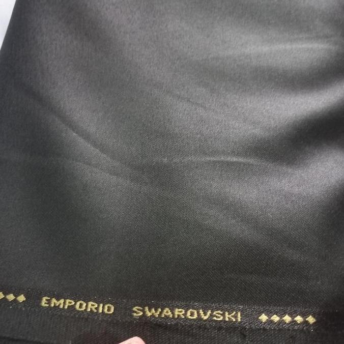OBRAL KAIN CELANA BAJU JAS METERAN EMPORIO SWAROVSKI HITAM 500S WOOL KODE 618