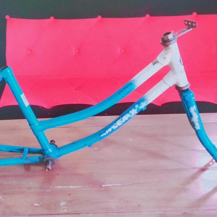 Frame Minion 20 Inch Biru Motif Bunga Original Dan Terpercaya