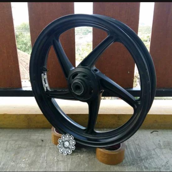 Velg depan CBR 250 thailand Original velk depan Cbr 250 thailand
