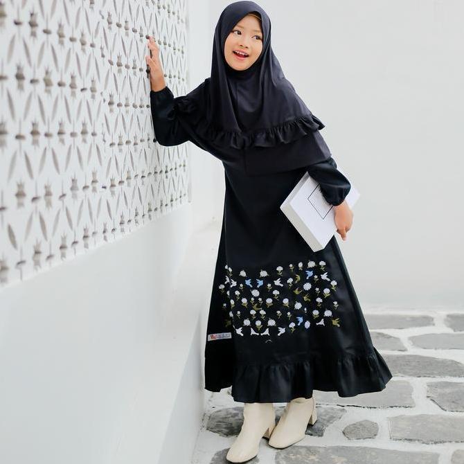 Fatih dan Firra - Isfahani Abaya Hitam Border: Anggun dan Elegan Syari Gamis Muslim Wanita Dress Mew
