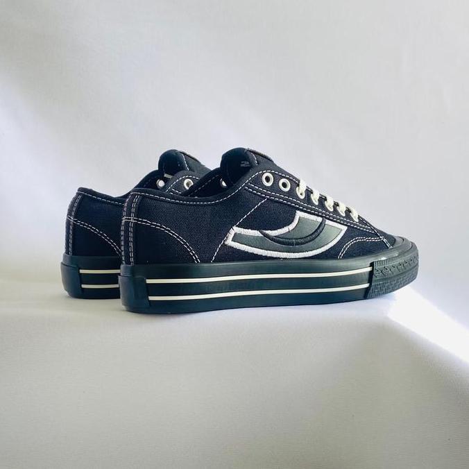 FREE ONGKIR SEPATU PRIA WANITA BLACK UNDERGROUND FLEXION SNEAKERS CANVAS CASUAL SHOES SPORT NON SLIP