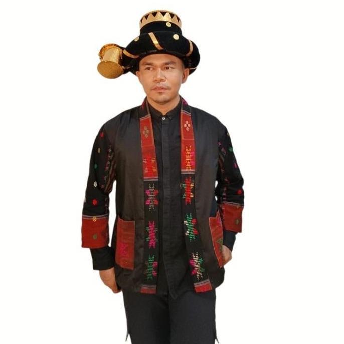 jenaka outer etnik pria tenun ulos