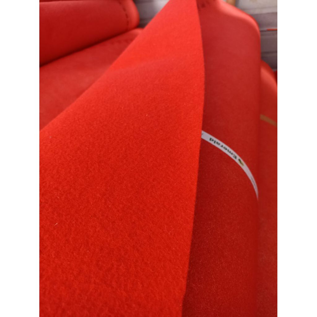 Karpet Bluru Merah//karpet panggung//karpet dekorasi/karpet meteran 100x200 200x200 200x300