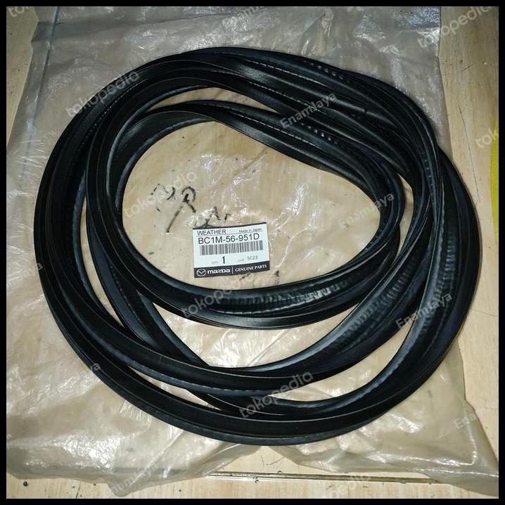 GRATIS ONGKIR MAZDA GENUINE PARTS KARET BAGASI MAZDA 323 FAMILIA / LANTIS BC1M56951D 