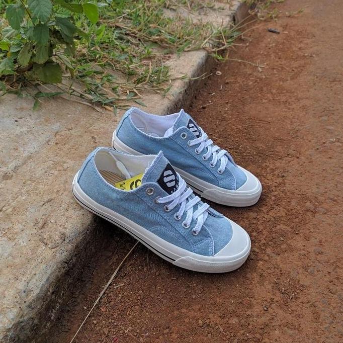 Sepatu Saba Denim Low