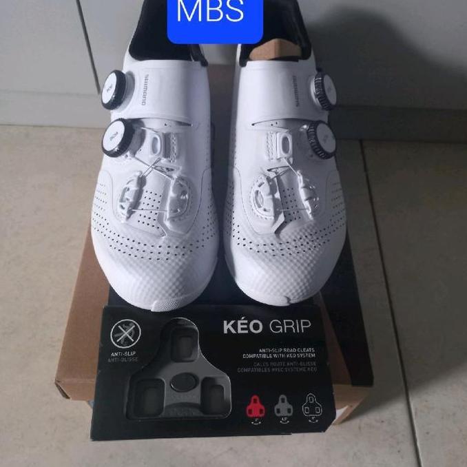 Sepatu   Sepeda Road Shimano Rc902 Women