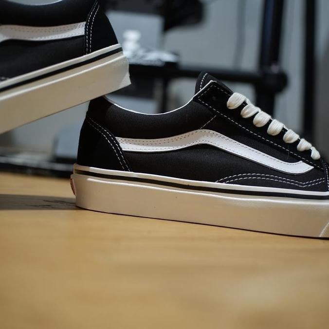 Vans Oldskool Style 36 Dx Anaheim Factory Black/White Sneakers