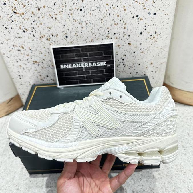 Sepatu NB New Balance 860v2 Aime Leon Dore White