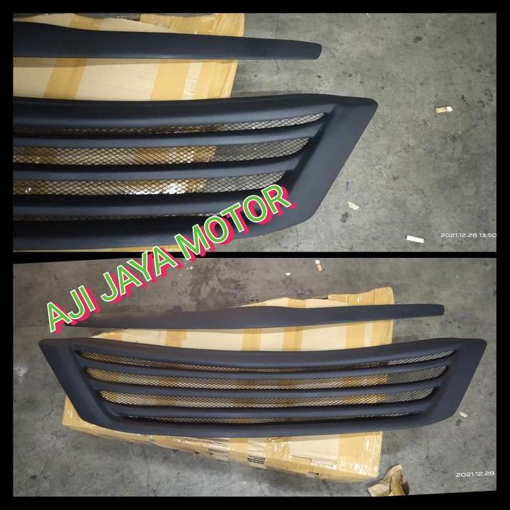 TERLARIS GRIL INNOVA GRILL DEPAN INNOVA 2005 2006 2007 GARIS
