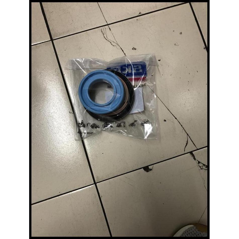 TERBARU SEAL KIT ADJUSTER DOSER KOMATSU D85ESS-2 SKF BRAND 