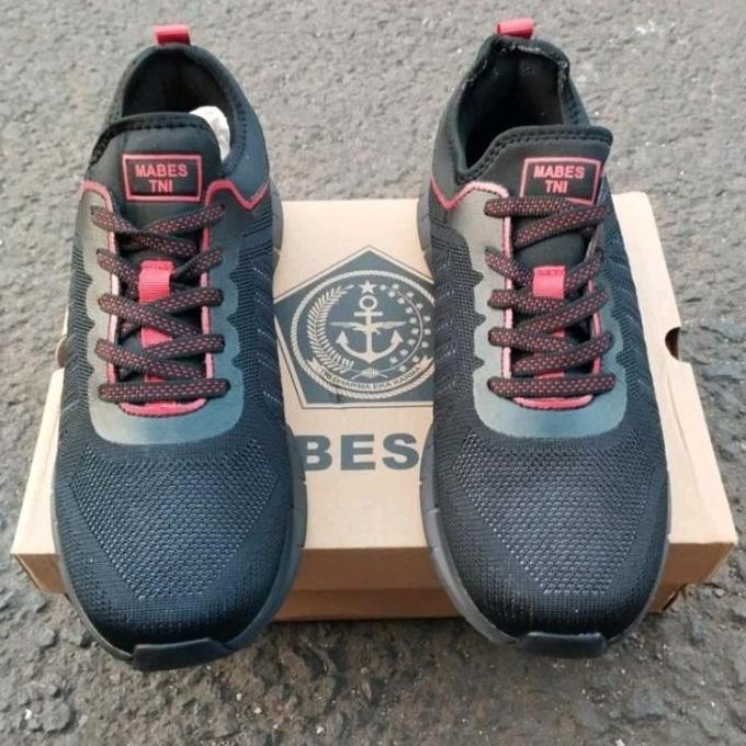 Sepatu Olahraga Hitam Mabes TNI