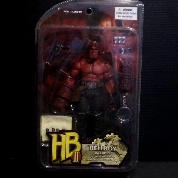 Mezco Hellboy Original