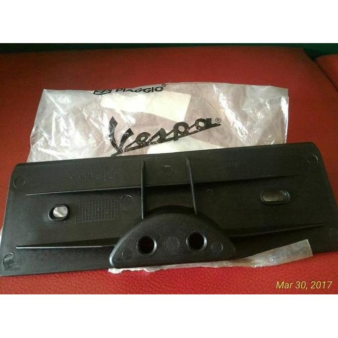 DUDUKAN PLAT NOMOR FOR VESPA LX