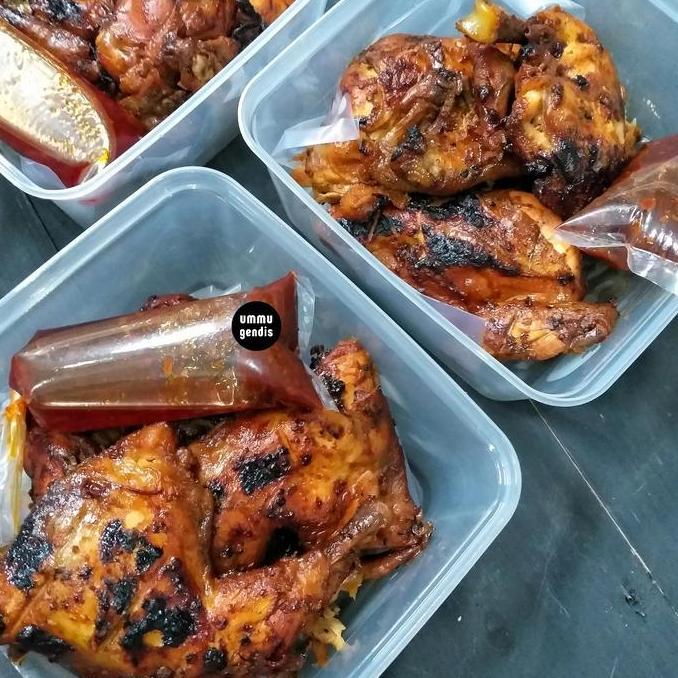 Ayam Bakar Solo (pedas manis) + Sambal. 1 ekor ayam negri