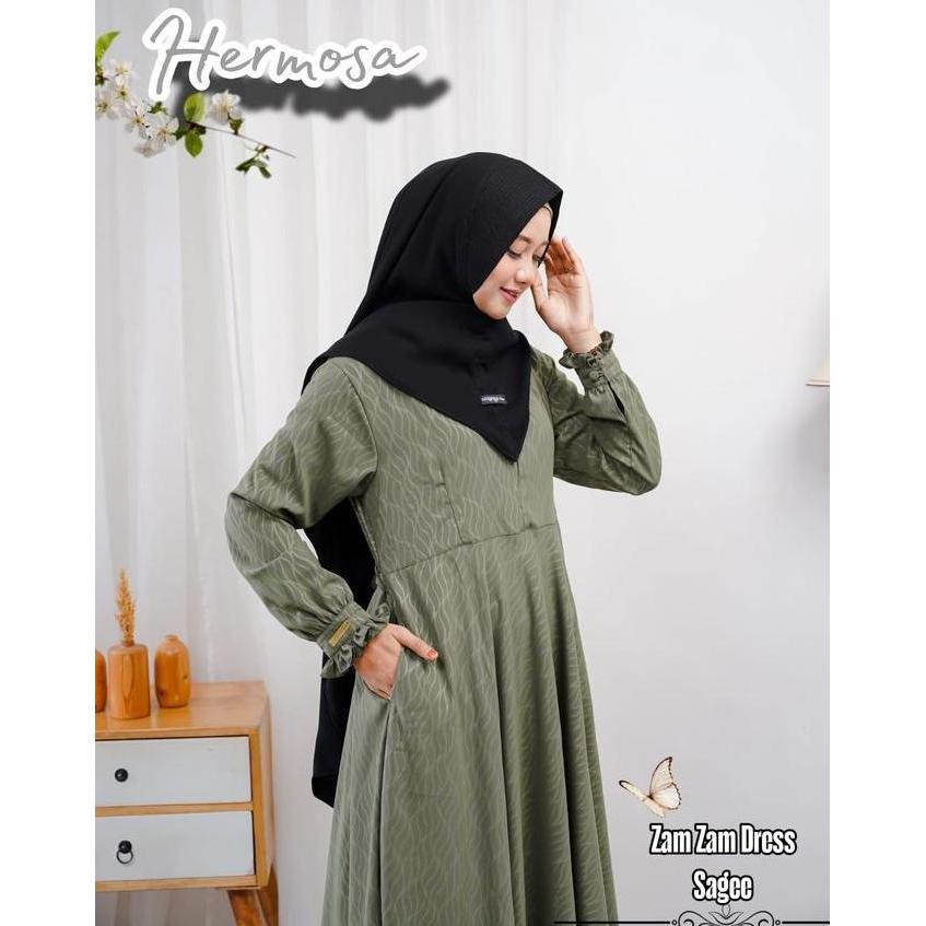 Murah [Gamis Hermosa]Gamis Hermosa Wolfis Embos Motif Zamzam Sage Green-Gamis Hijau Sage Terbaru-Gam