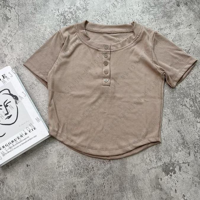 Thebest- Majomer | Wiggle Crop Top Lengan Pendek - Atasan Wanita Kancing Rib Crop