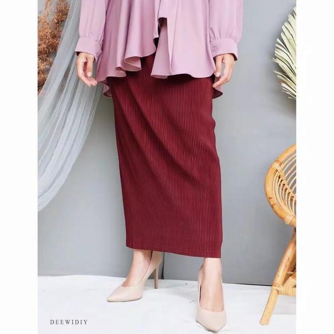 Pastikirim- Rok Span Scuba Rajut Panjang Wanita Bawahan Casual Basic Kerja Muslim Hitam Dewasa