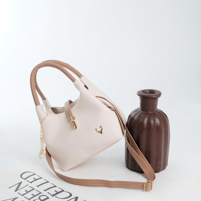 Beranigaya- Amelbaghome | Tas Selempang Wanita Carolina Tas Cewe Kekinian 2025 Slingbag Elegant Coco