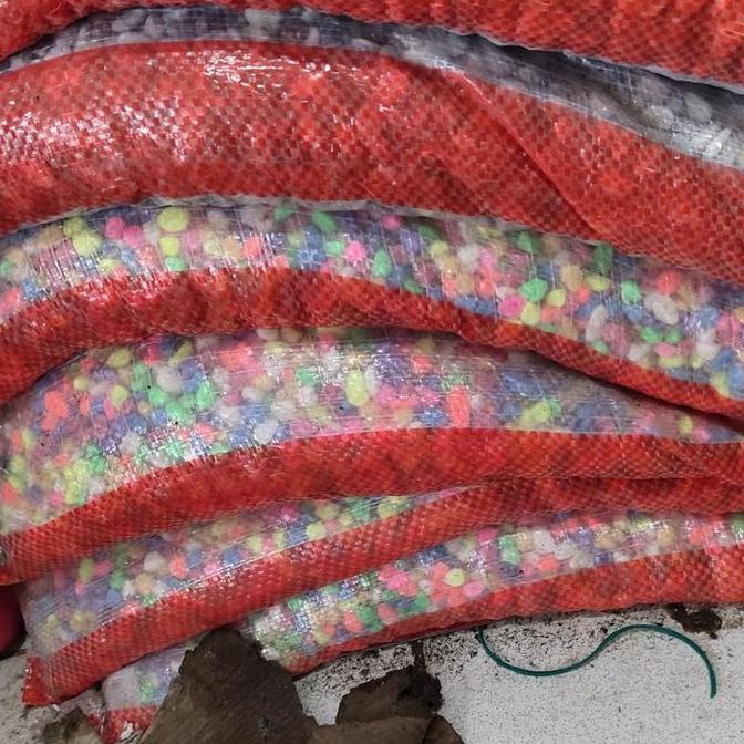 Blebeb- Batu Hiasan Taiwan Warna Warni Karungan 9 Kg