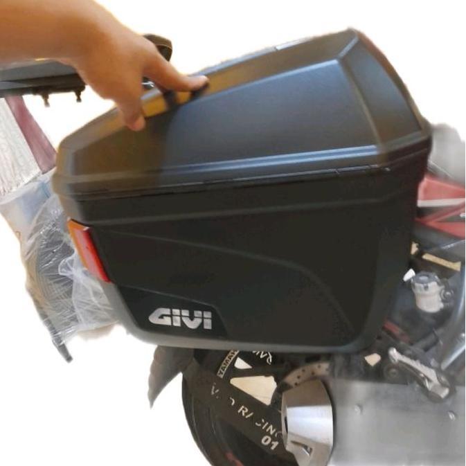 Box Samping Kiri Kanan Givi E22 untuk Sepeda Motor - Motorcycle