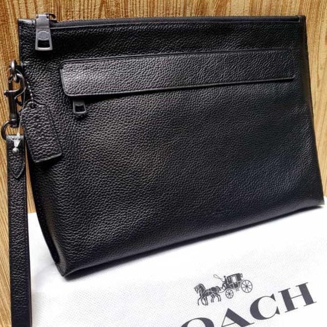 Clutch Coach Carryall Pouch Men F28614 Pebbled Leather Pouch Black
