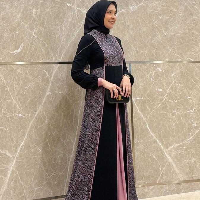 Madeira.id - Mahira Dress (Black Pink)