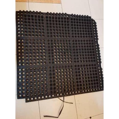KESET / KARPET KARET LANTAI ANTI SLIP MULTIGUNA UNTUK KAMAR MANDI