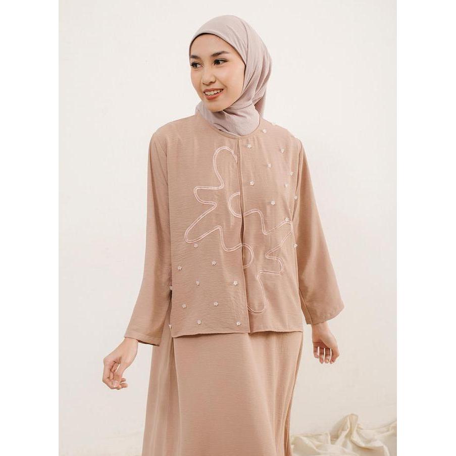 AUMONE Rye Beads Embroidery Dress