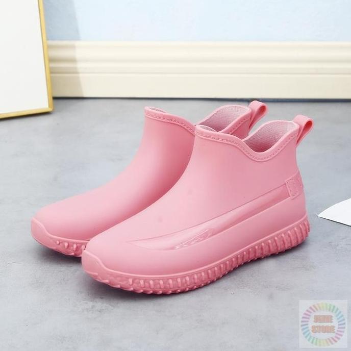 Awet Sepatu Boot Fashion Wanita Tahan Air Sepatu Kerja Wanita