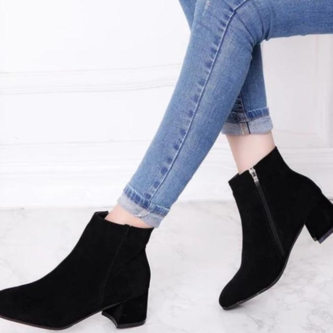 Termurah  Sepatu Boots Wanita Hak Tebal Sepatu Boots Kerja Wanita Hak Tinggi  Sepatu Boots Kulit Wan