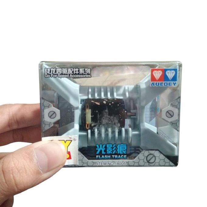 AULDEY 4WD 18005 DINAMO FLASH TRACE / DINAMO AULDEY GO FOR SPEED