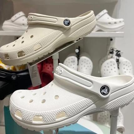 HOT PRODUCT Sandal Crocs Unisex Classic EVA Clog Lembut Nyaman Anti Selip Ringan Bernapas Fleksibel 