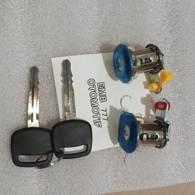 KUNCI PINTU DAIHATSU TARUNA TAFT F70 FEROZA SET 2 PC TAIWAN