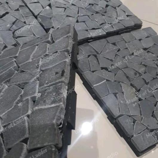 Allthebest- Kris Stone Deck Tile Deck Taman Tile Outdoor 30x30 cm Batu Hitam