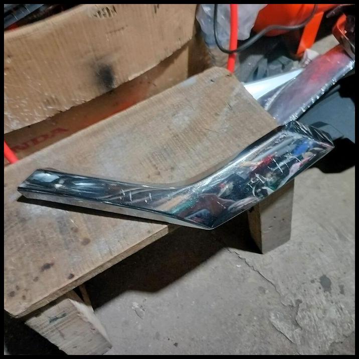 TERMURAH GARNIS CHROM BEMPER DEPAN BAWAH RH/KANAN MITSUBISHI PAJERO SPORT TAHUN 2016-2020 ORIGINAL P