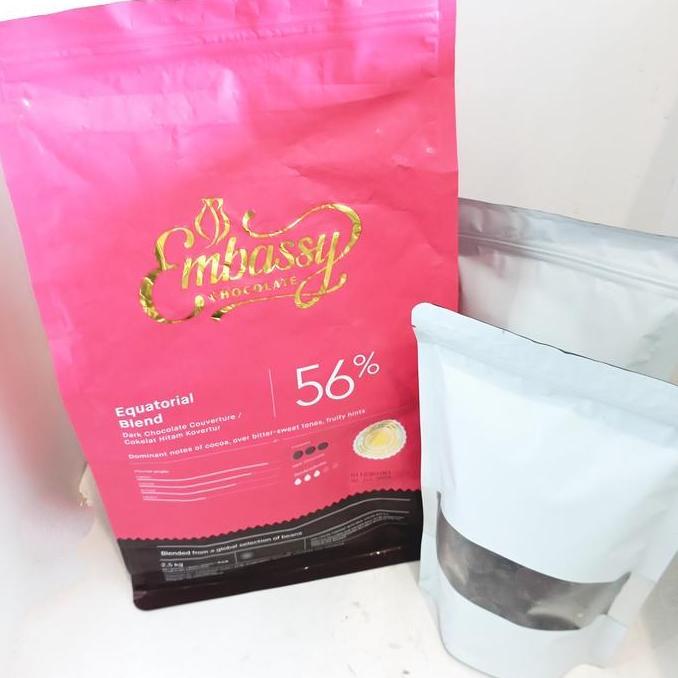 Embassy Equatorial Dark Couverture Chocolate