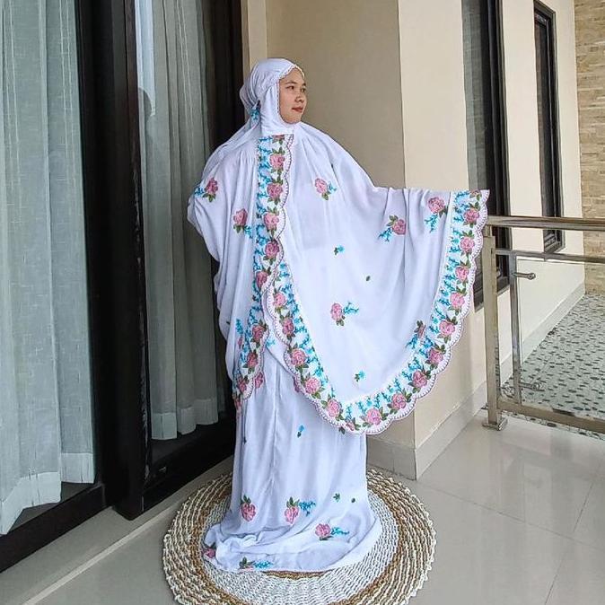 MUKENA DEWASA MAWAR BORDIR RAYON TWILL Putih