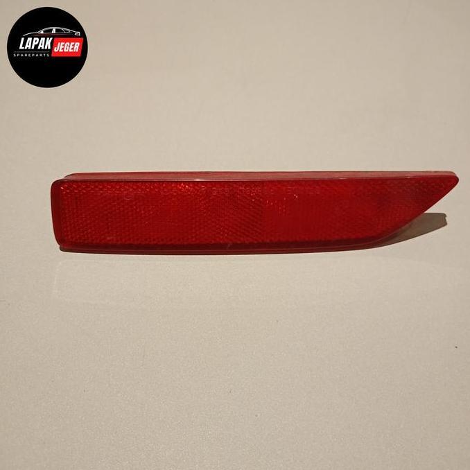Mata Kucing Bumper bemper belakang Mobilio 2014 2015 2018 2019 KANAN