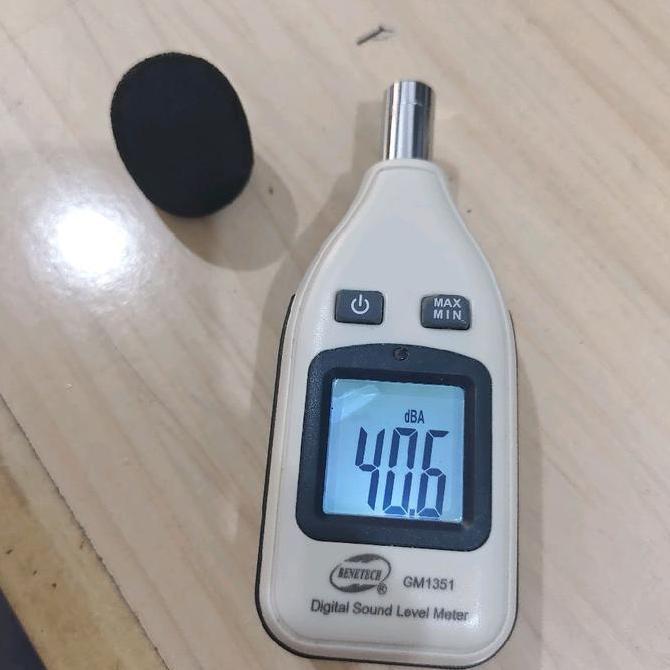 LCD Dital Sound Noise Decibel Level Meter Tester
