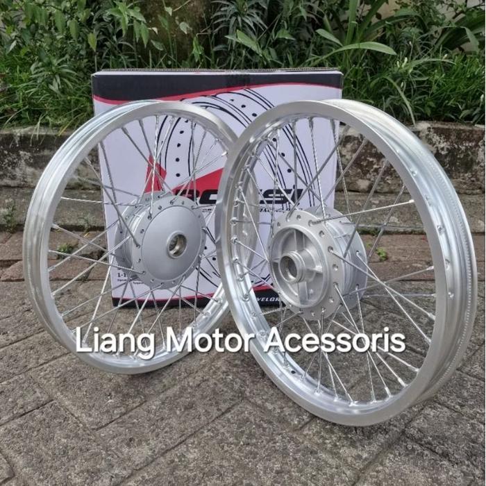 Sepaket Velg VRossi Ring 17 Tromol Set Jari2 - Honda SupraOld/SupraX100/110cc/Astrea/Grand/Legenda/P
