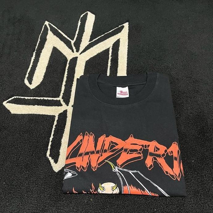 Kaos tshirt UNDER 18 - bot tour 2023 - by DISASTER RECORDS