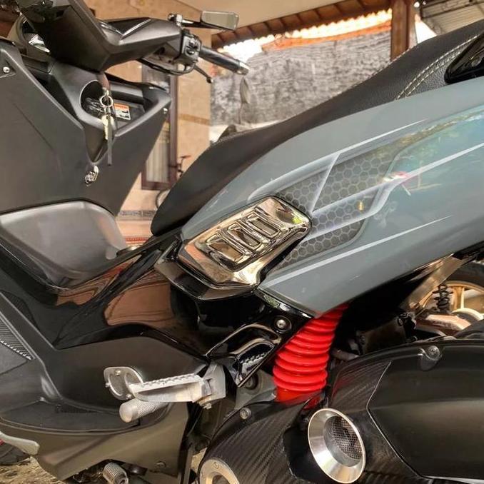 Liovinssleo - Cover Body Side Cover Samping Nmax Old / Lama ( 215 - 219 ) Model Sirip Hiu Bahan Mate