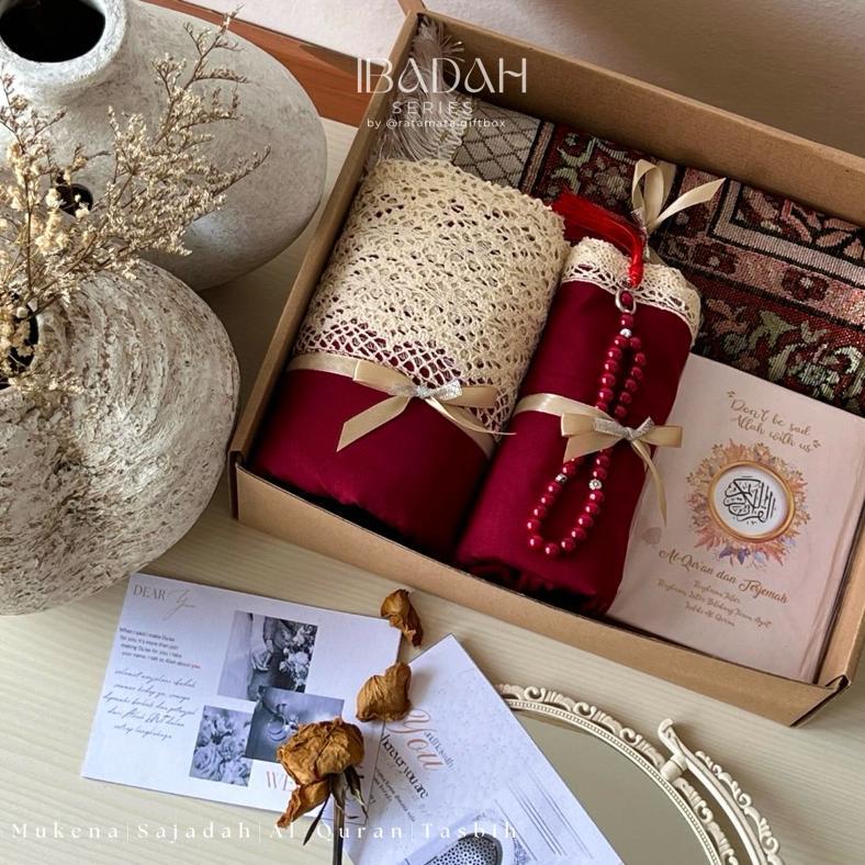 Hot Product Hampers Mukena Set Seserahan Alat Sholat Hadiah Pernikahan Kado Istri Kado Cewek Hampers