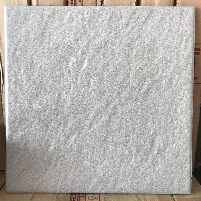 Keramik 30x30 abu kasar/ keramik lantai kamar mandi/ keramik garasi LA