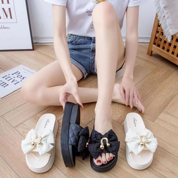 Starlight Sandal Wanita Selop Jelly Sendal Korea Pita Kekinian Sandal Slop Wedges Pita Sandal Jelly 