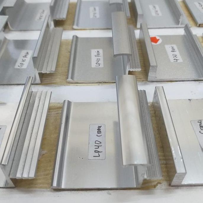 BEBAS ONGKIR - LIST FRAME EDGING LP40 ALUMUNIUM PANEL PINTU / LEMARI / LACI