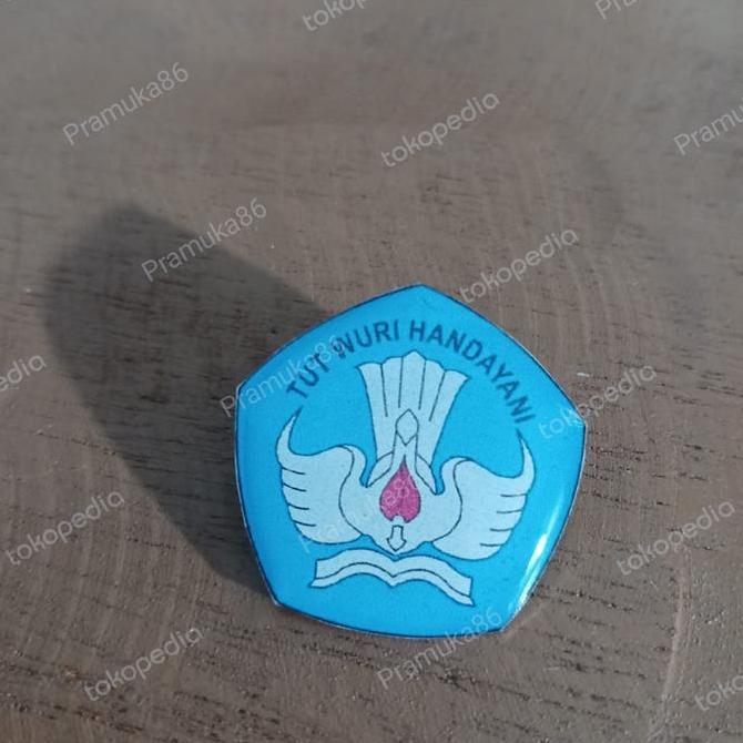 Pin Bros Tut Wuri Handayani Resin - Pin Aksesoris Tut Wuri Handayani